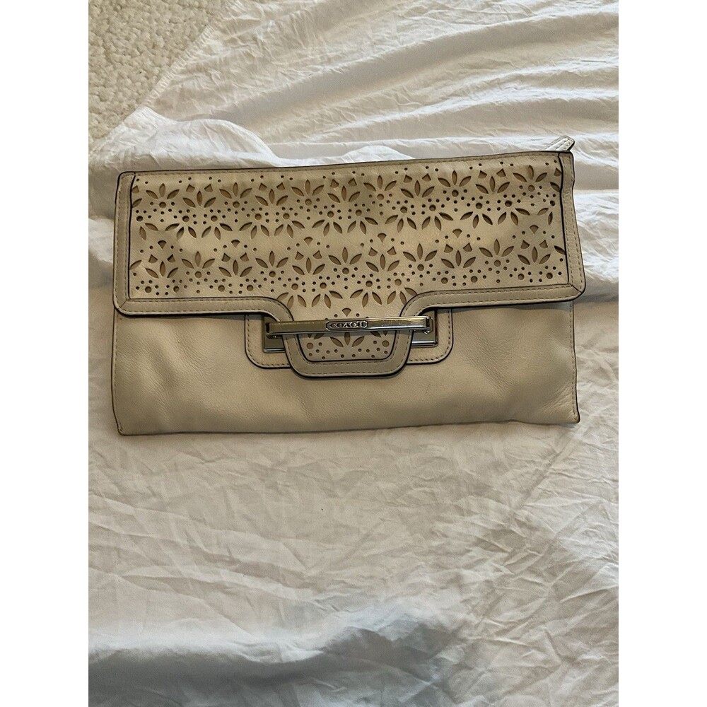 Coach, Taylor Eyelet, Cream Leather, Zip Clutch, F51385